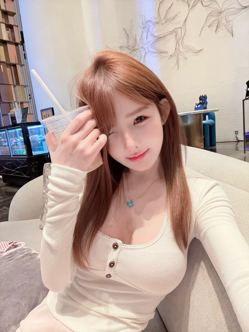 TUTU【娇憨小T】时尚百搭修身显瘦秋冬设计感长袖T恤上衣#CT1219