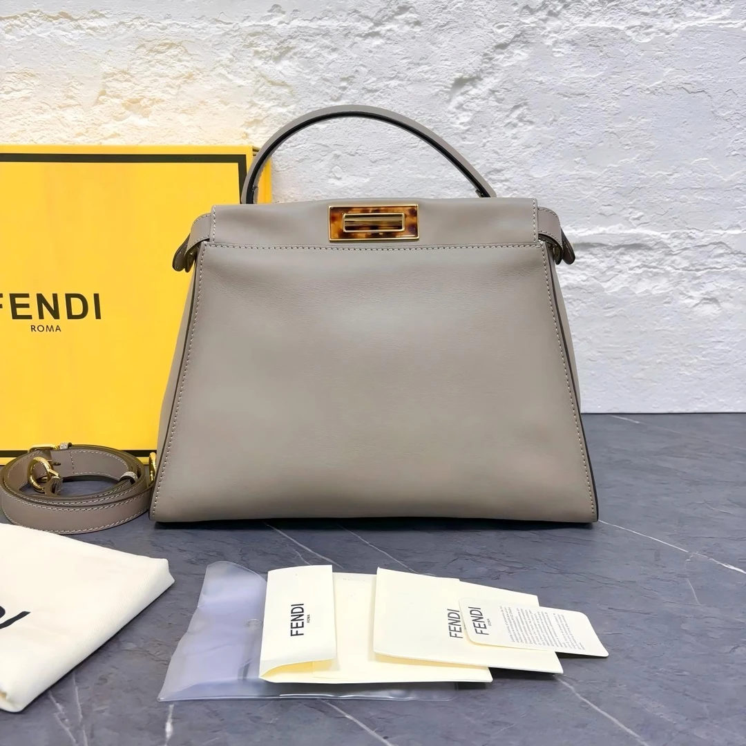 99新 FENDI/芬迪 /夏vv0926/单肩包/43571