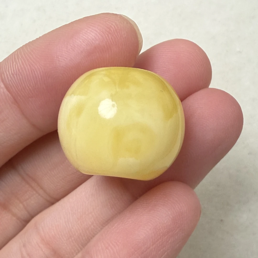 天然原矿琥珀蜜蜡俄料苹果珠吊坠