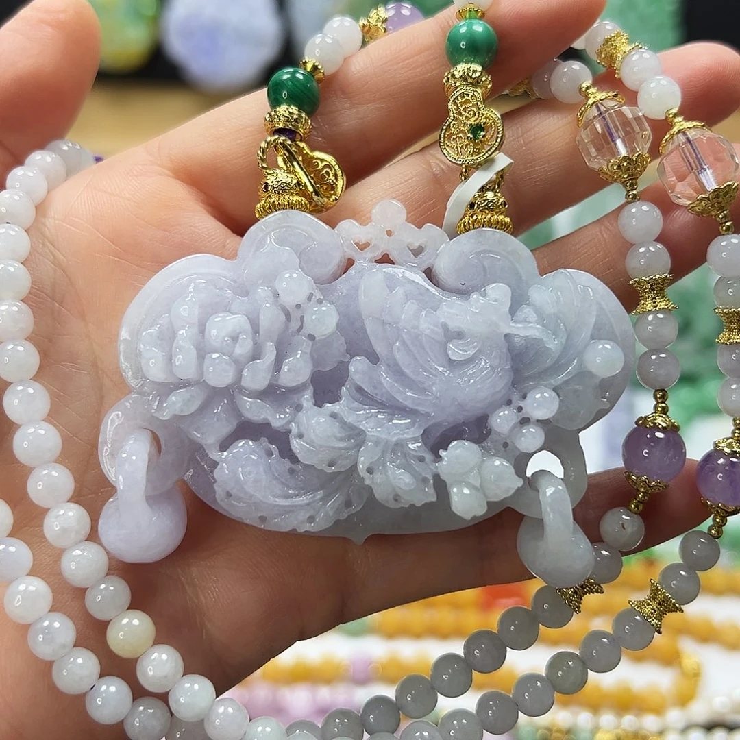 翡翠未镶嵌颈饰吊坠