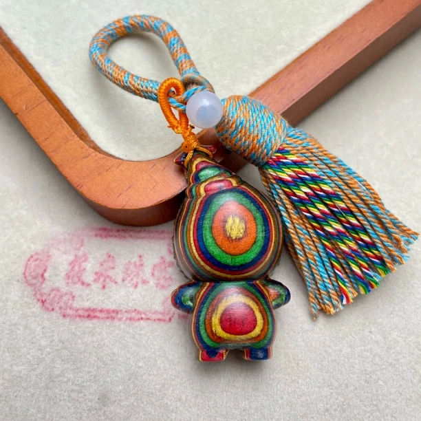 50mm彩虹火星人（站着）挂件A652 DJ