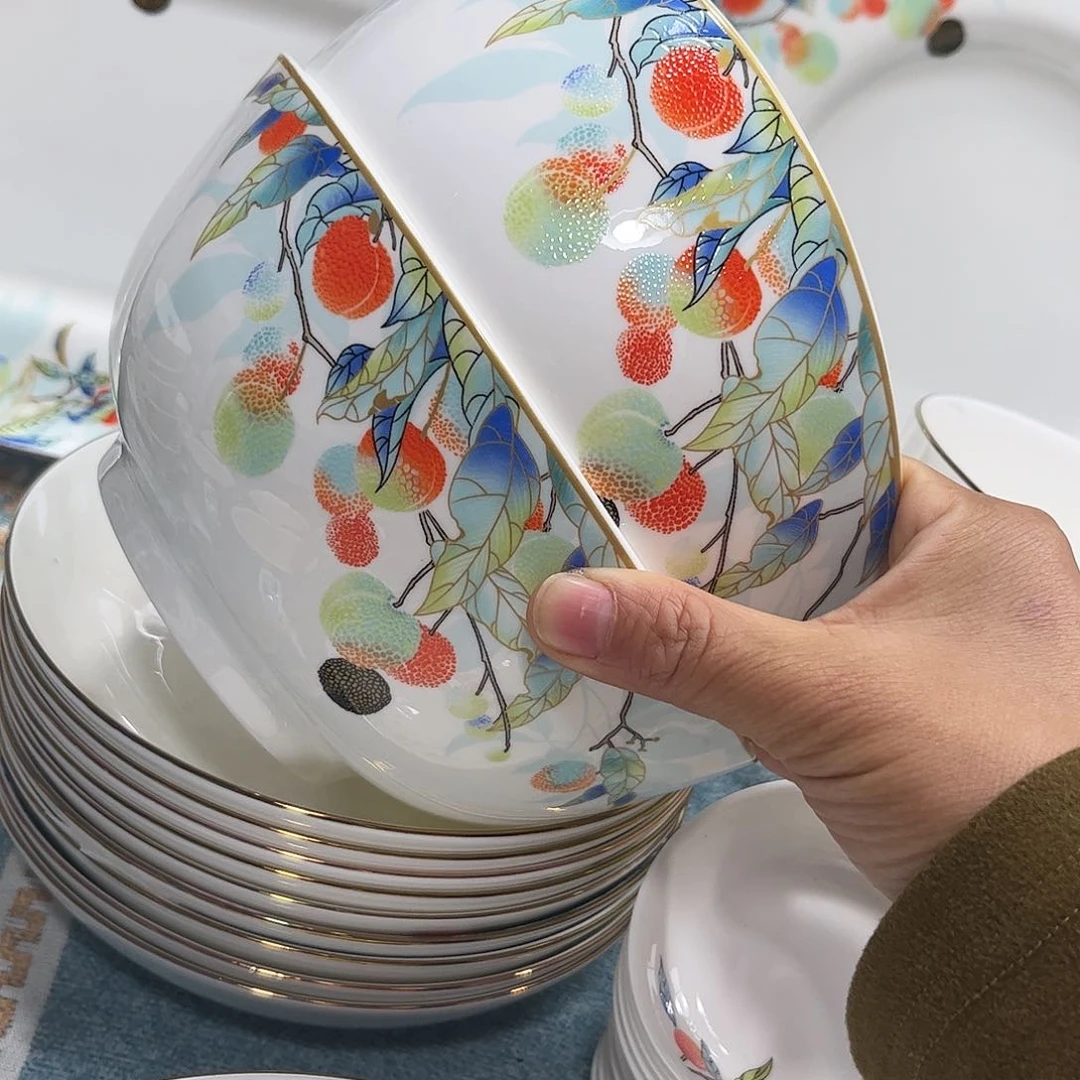 瓷片荔枝七寸汤碗两个