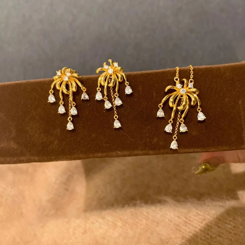 铜合金锆石项链 高级感金色烟花流苏项链耳钉精致气质颈链锁骨链