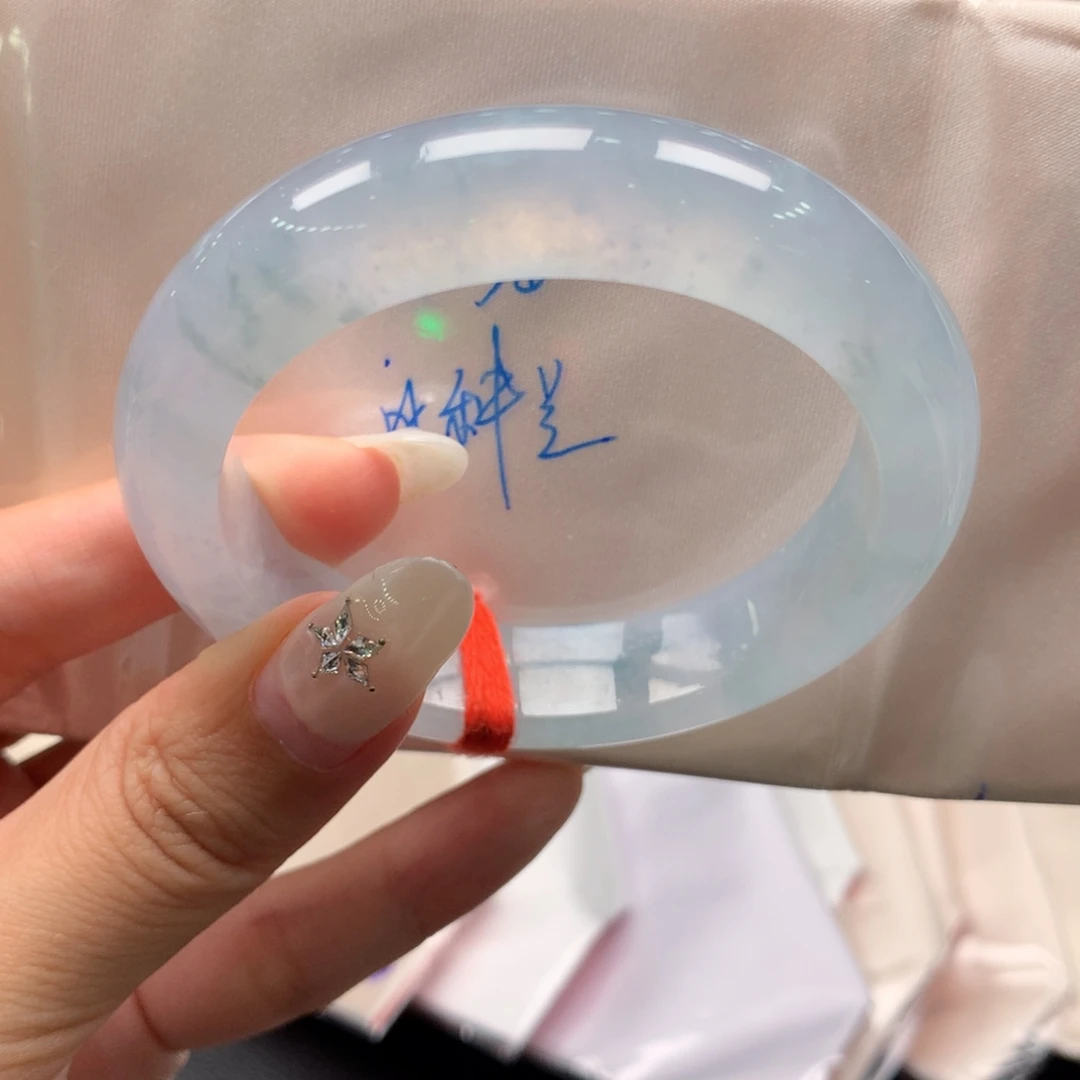 翡翠未镶嵌手镯冰蓝正圈11号