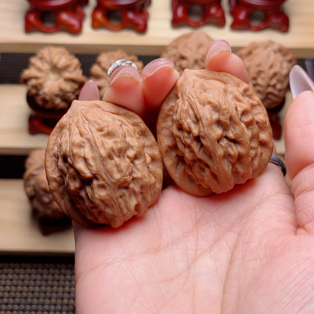 文玩核桃把件大红袍