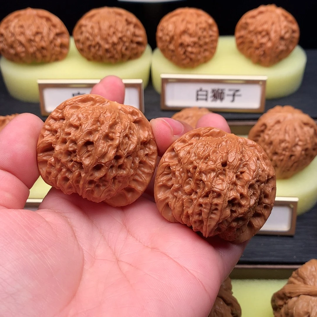 文玩核桃吊坠611号血麒麟44