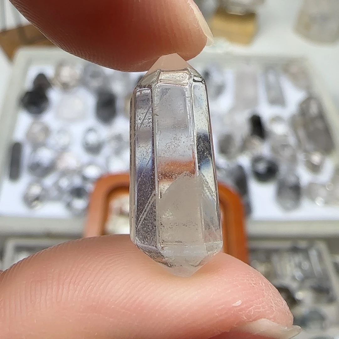 水晶珠宝半成品未镶嵌白幽灵小山双尖随形