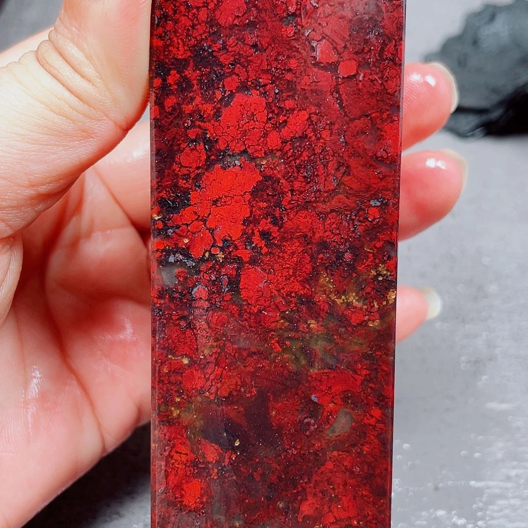 玉桂林鸡血玉印章镇尺32