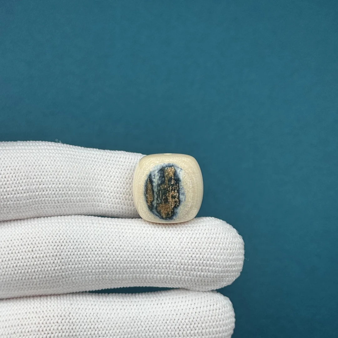 D59-30天然猛犸牙 蓝眼睛墩子 18.3*17.6mm支持复检假一罚十