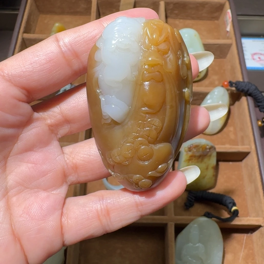 和田玉未镶嵌吊坠(不含链)