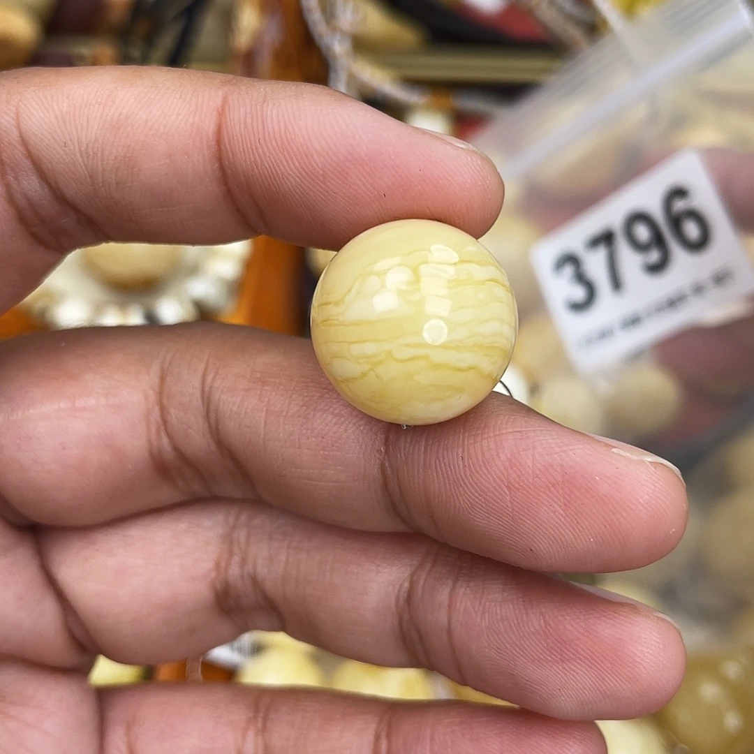 蜜蜡未镶嵌珠宝奇石粉18.8