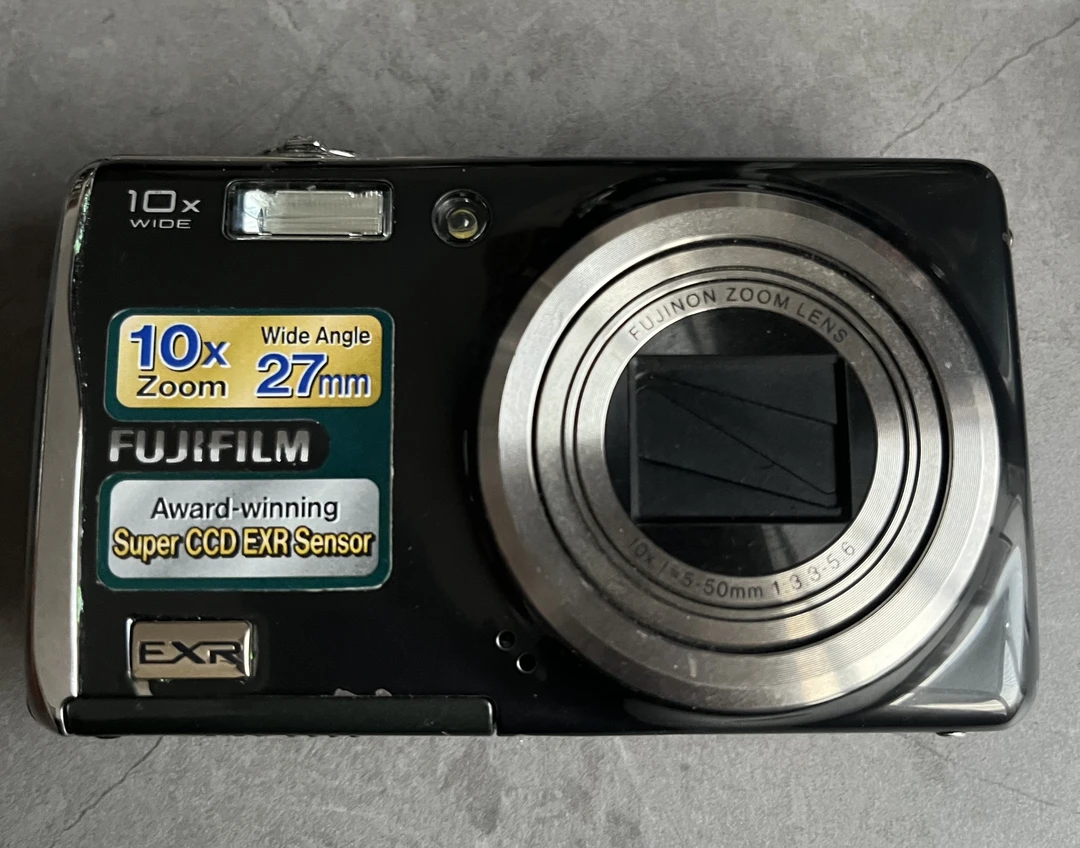 9新 Fujifilm/富士 F70EXR—长焦相机，色彩浓郁