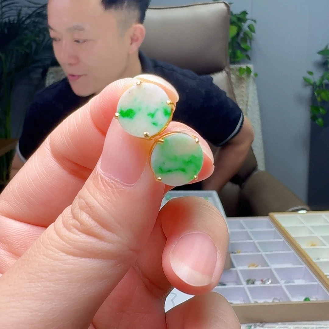 银S925镶嵌翡翠耳饰天然
