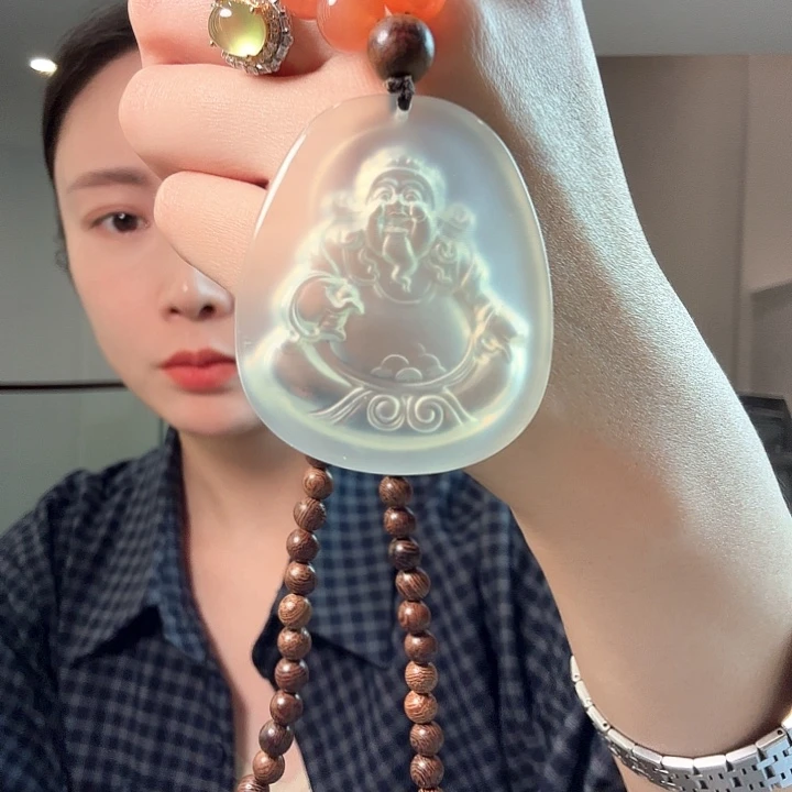 g***n未镶嵌蛇纹石玉颈饰