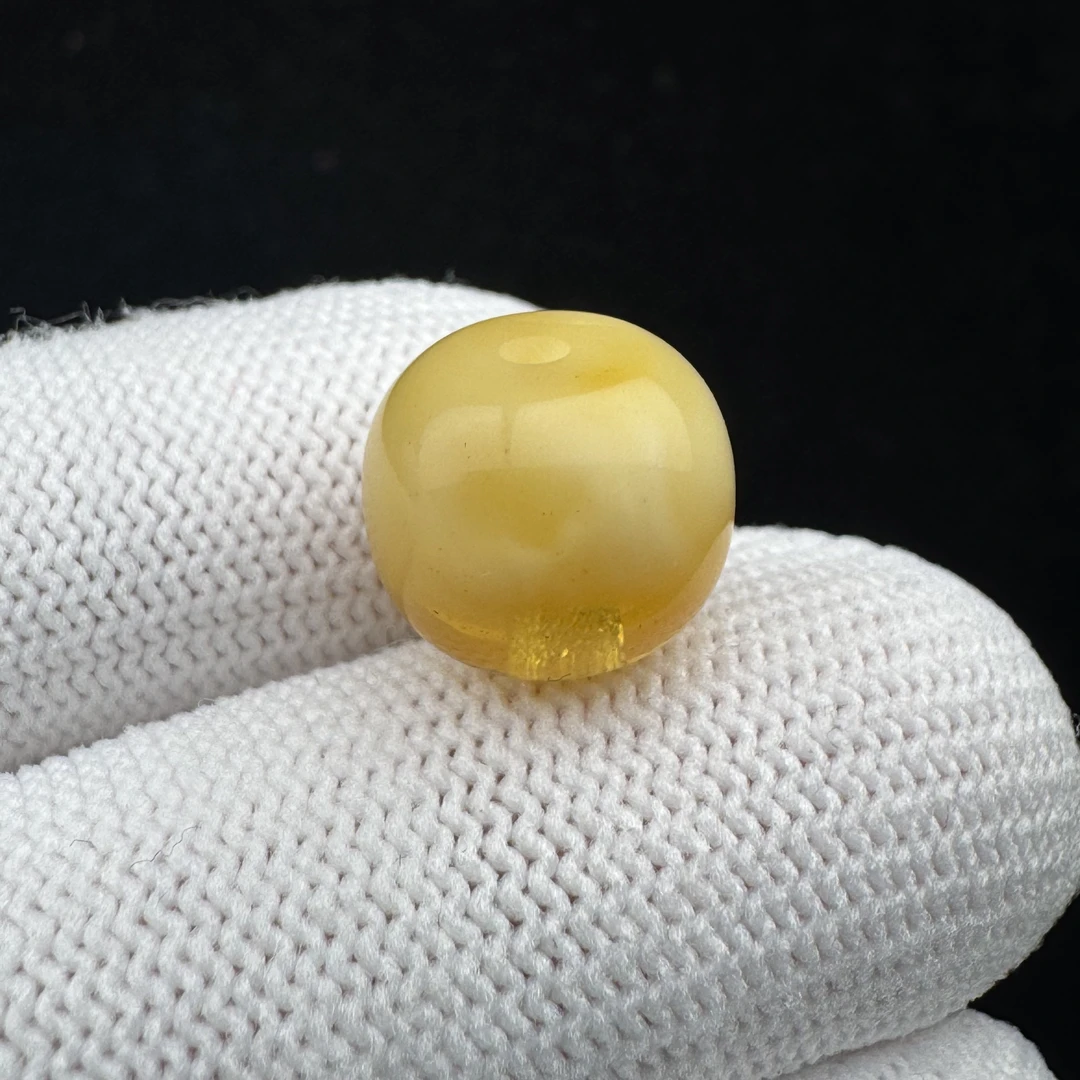 B3224天然原矿蜜蜡 瑕疵特价款 12*10.3mm支持复检假一罚四