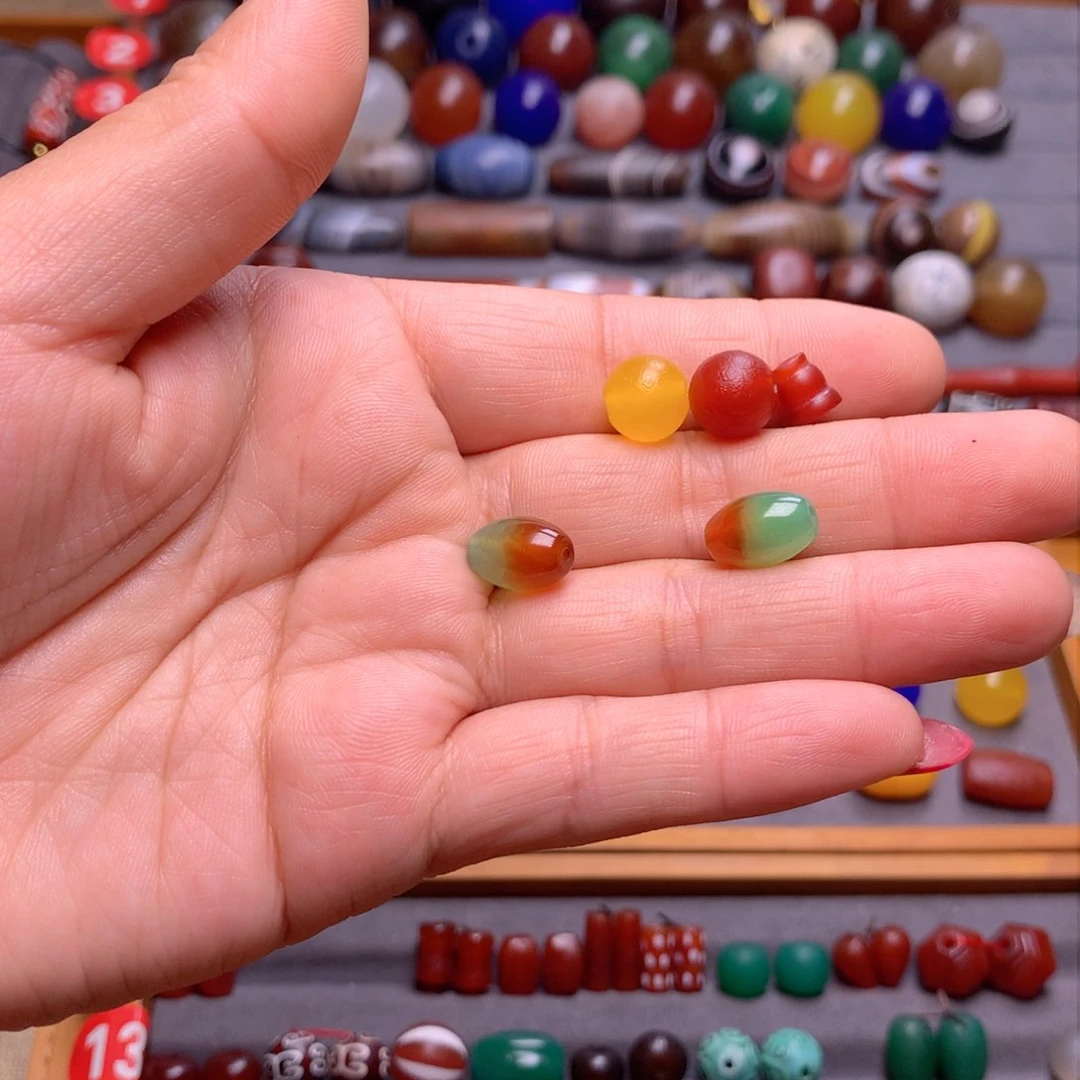 玛瑙/玉髓颈饰未镶嵌?*乐