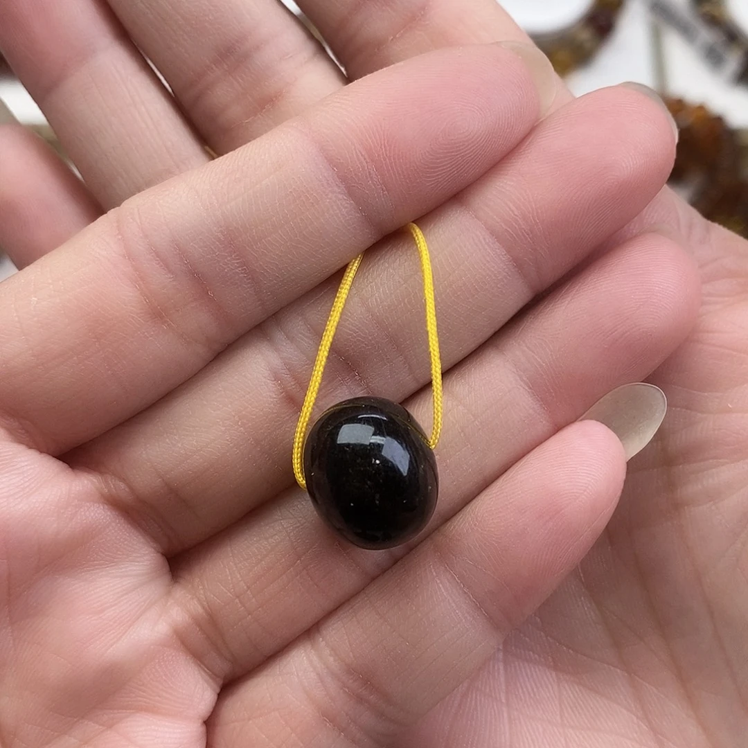 过***云琥珀未镶嵌裸石琥珀