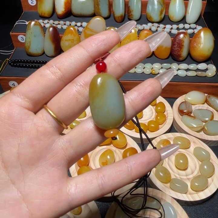 手链未镶嵌和田玉