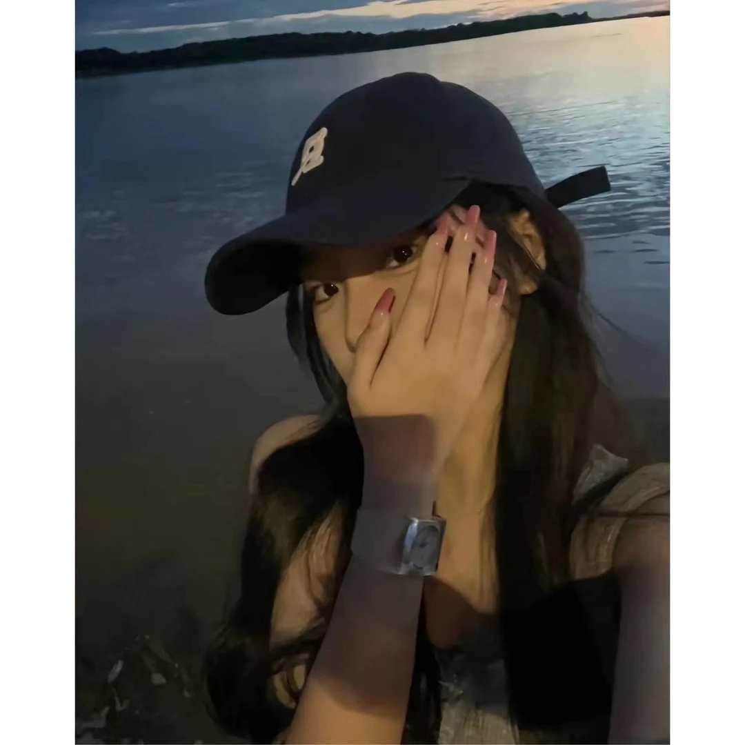 徐秋阳 R字母 百搭运动休闲棒球帽