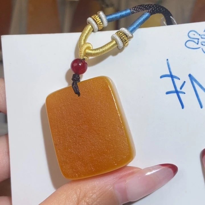 定制琥珀未镶嵌琥珀