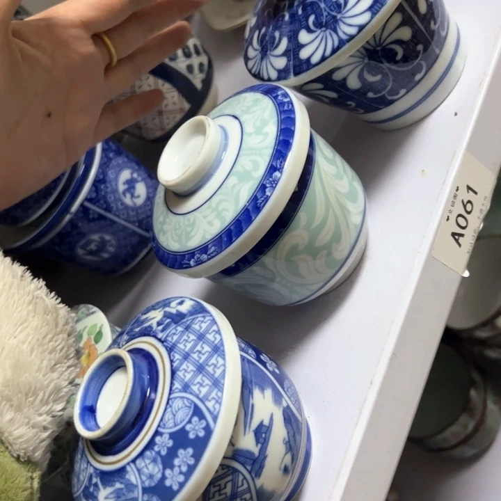 盖碗瓷器直播放漏中