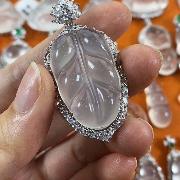 石英质玉银S925镀金镶嵌颈饰