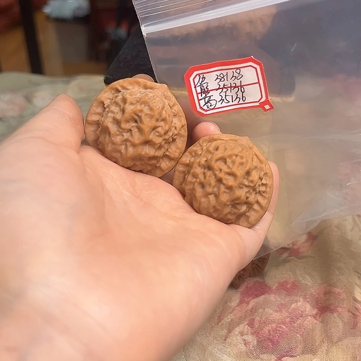 文玩核桃吊坠官印