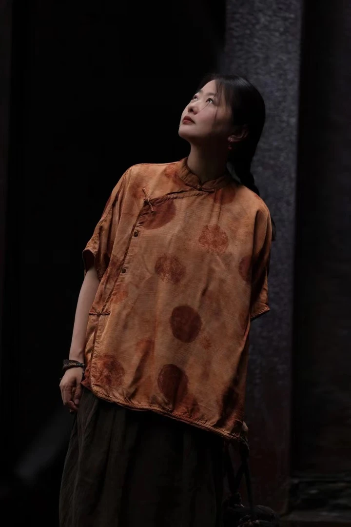 依梦分享-衣路38973盘扣立领斜襟文艺衬衫上衣