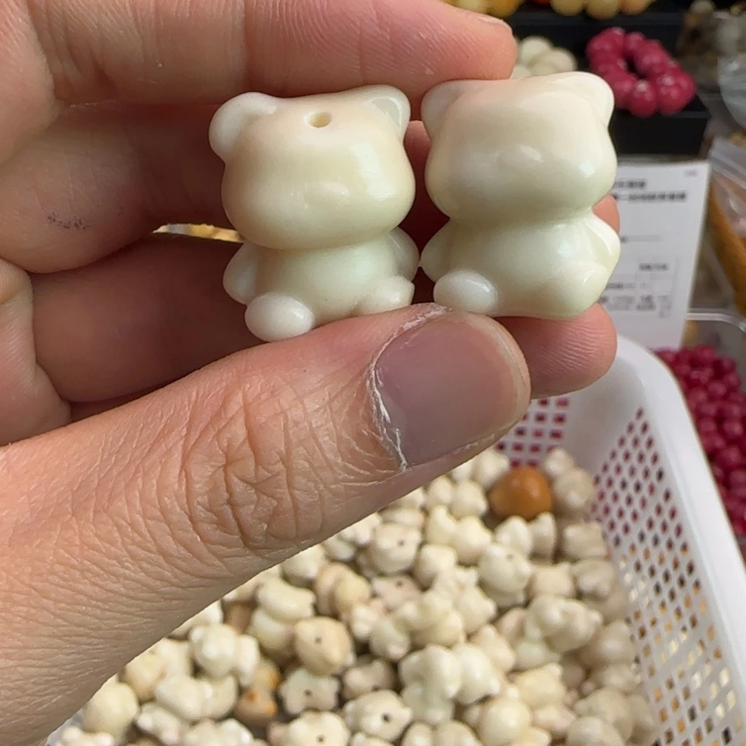 手串菩提根/象牙果微瑕白色胖熊5颗