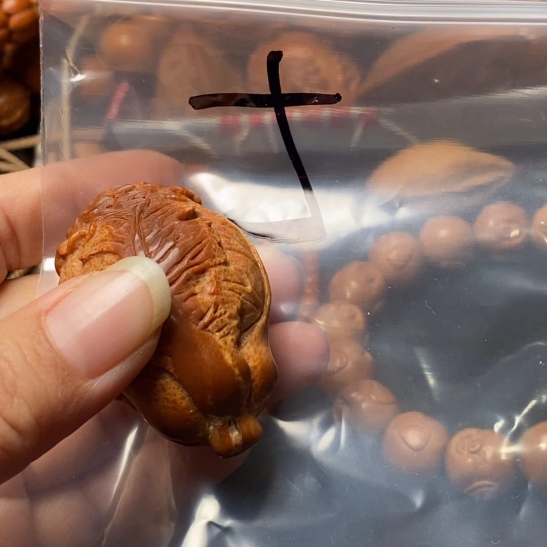 吊坠猴头核桃橄榄