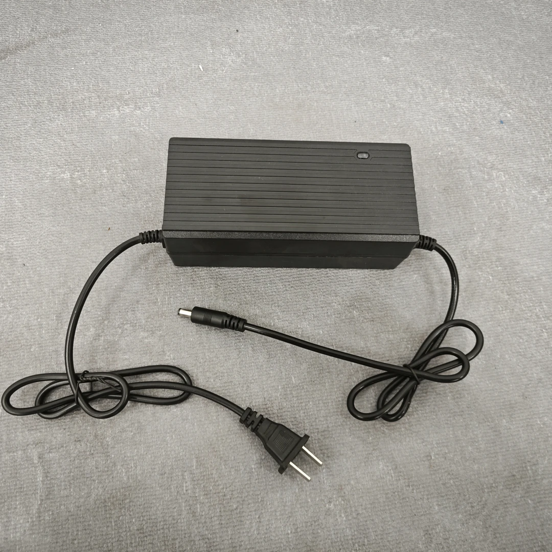 36V2A-DC2.1插头充电器