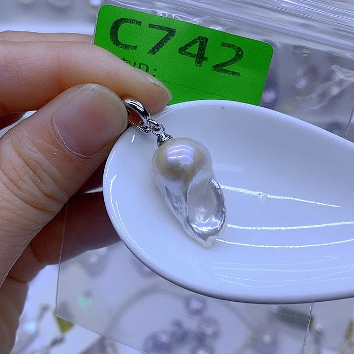 颈饰未镶嵌淡水珍珠