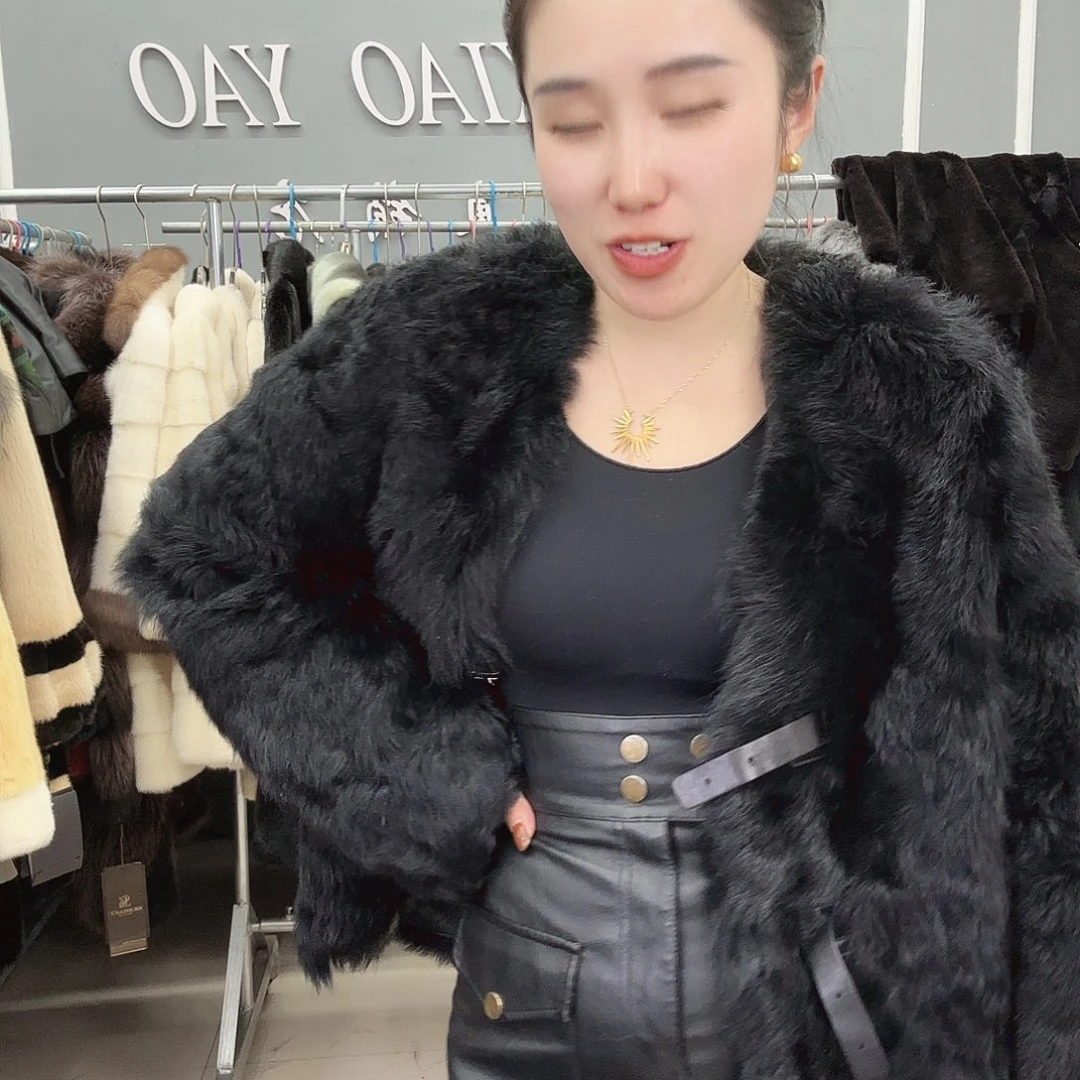 姚小妖家高端皮草