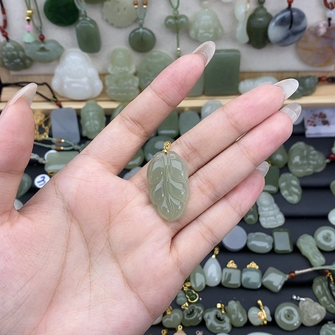 吊坠(不含链)18K金镶嵌和田玉