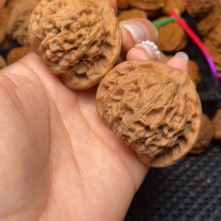 吊坠文玩核桃秦岭野生48