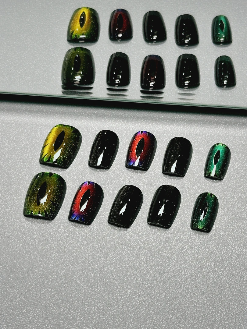 暗黑风恶魔之眼高级感甜酷穿戴甲气质绿色