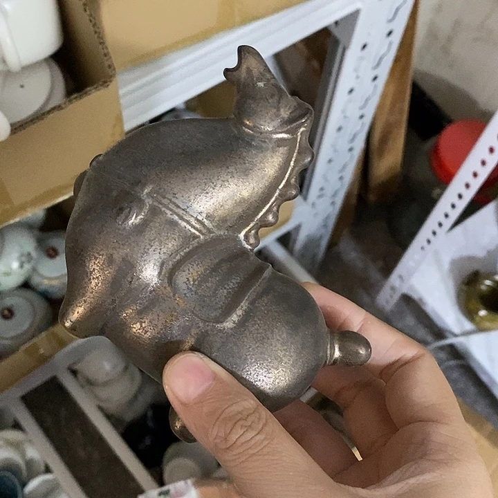 陶瓷艺术品及陶瓷壶