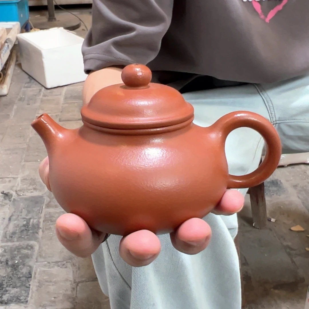 紫砂茶壶朱泥容天全品
