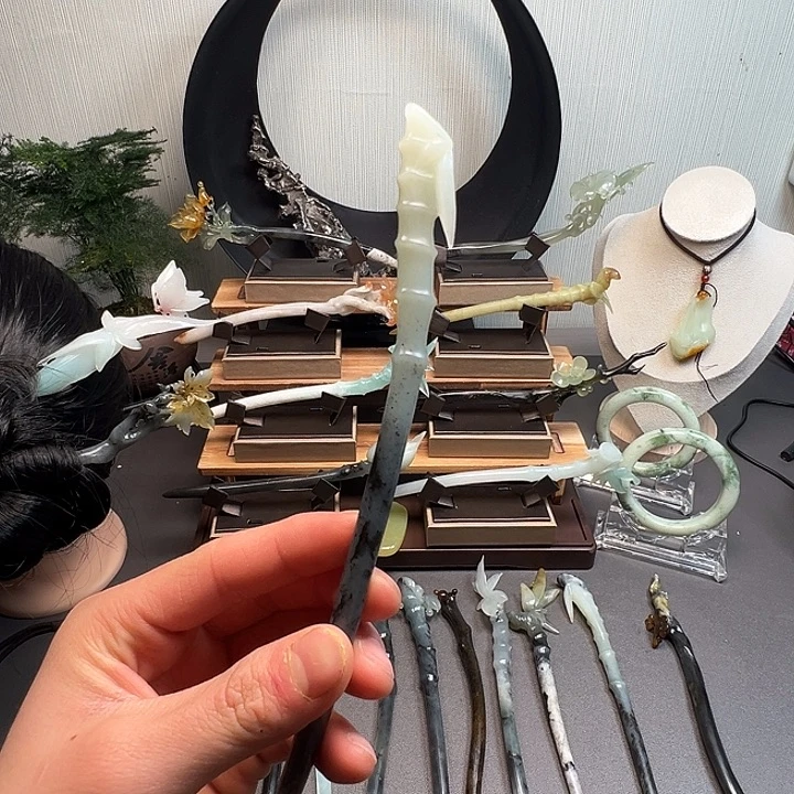 蛇纹石玉未镶嵌发簪