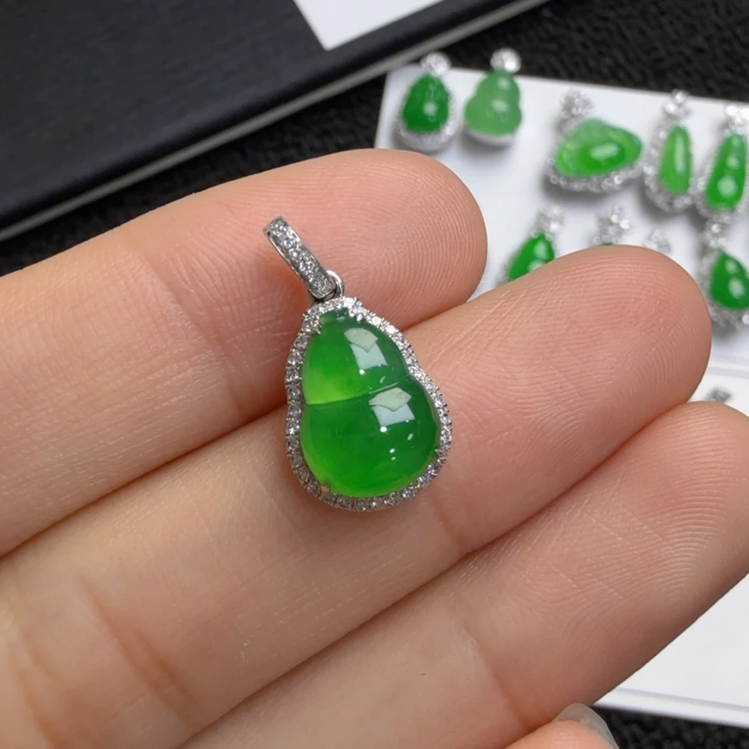 吊坠(不含链)未镶嵌翡翠葫芦