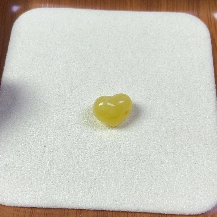橄榄核吊坠小爱心5