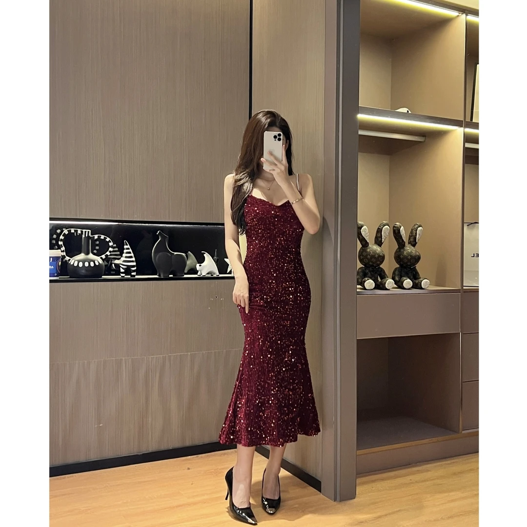 【彤彤推荐】新款法式连衣裙女丝绒珠片绣气质鱼尾晚礼服裙67238