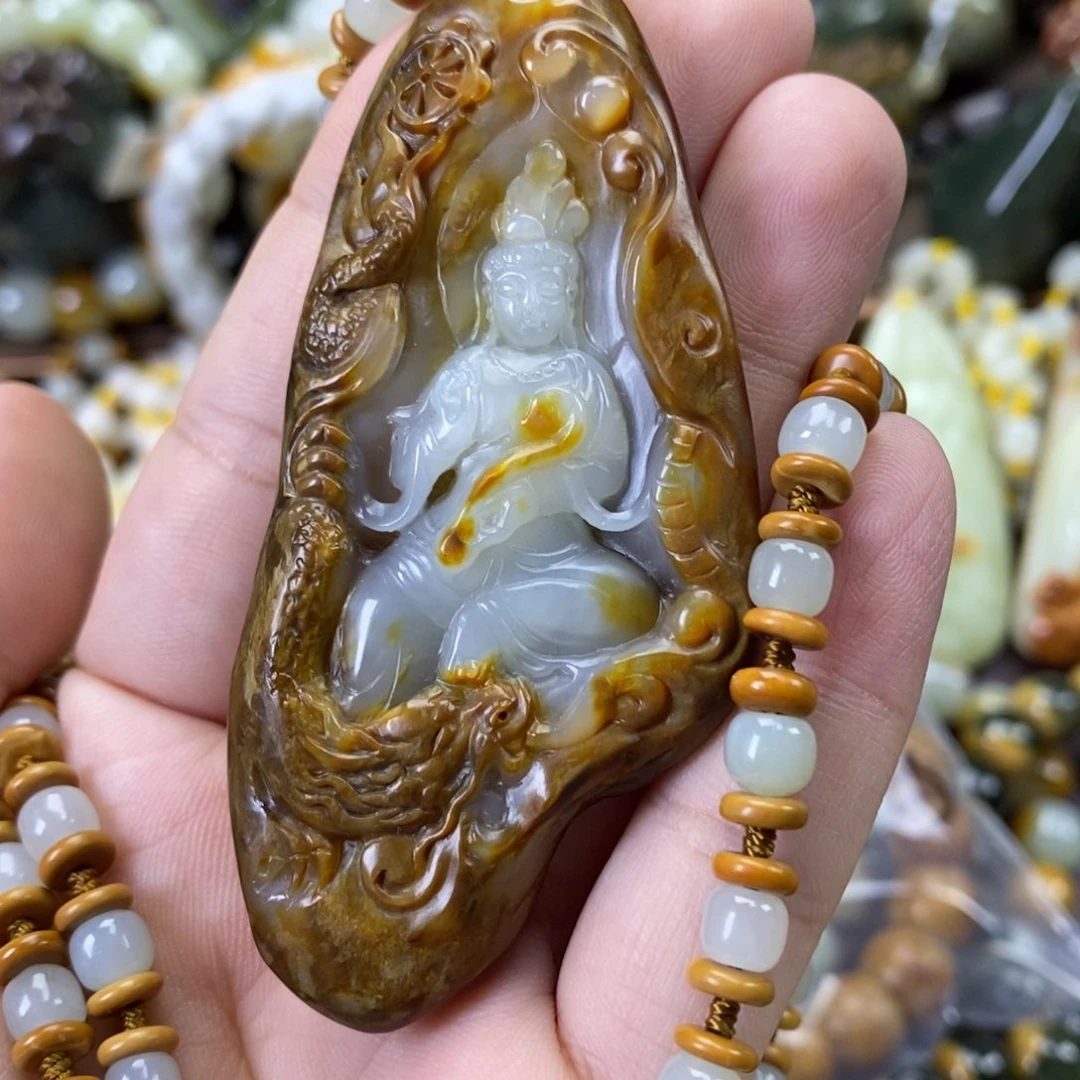 未镶嵌透闪石质玉挂件大**狼