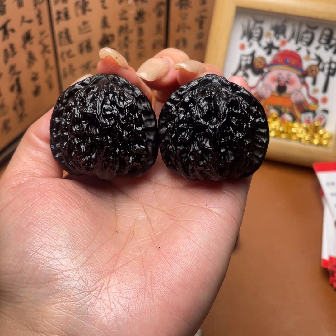 核桃地闷文玩手把件白狮子11