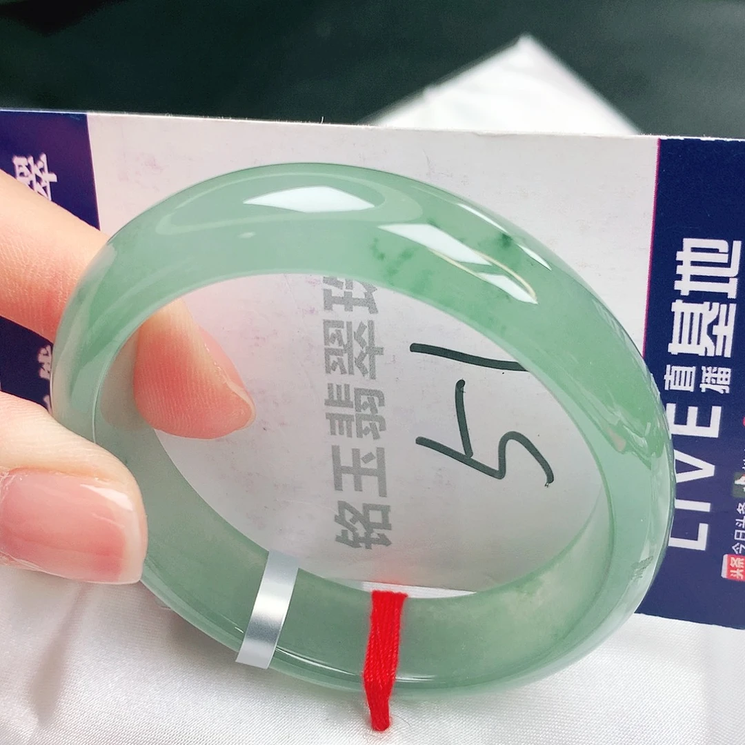 翡翠未镶嵌手镯缅甸天然a货翡翠手镯52贵