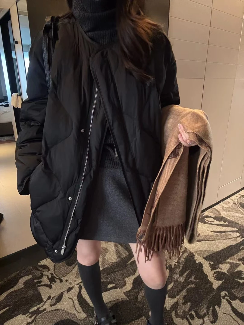 508冬季新款羽绒服女休闲圆领宽松设计感超好看白鸭绒中长款外套