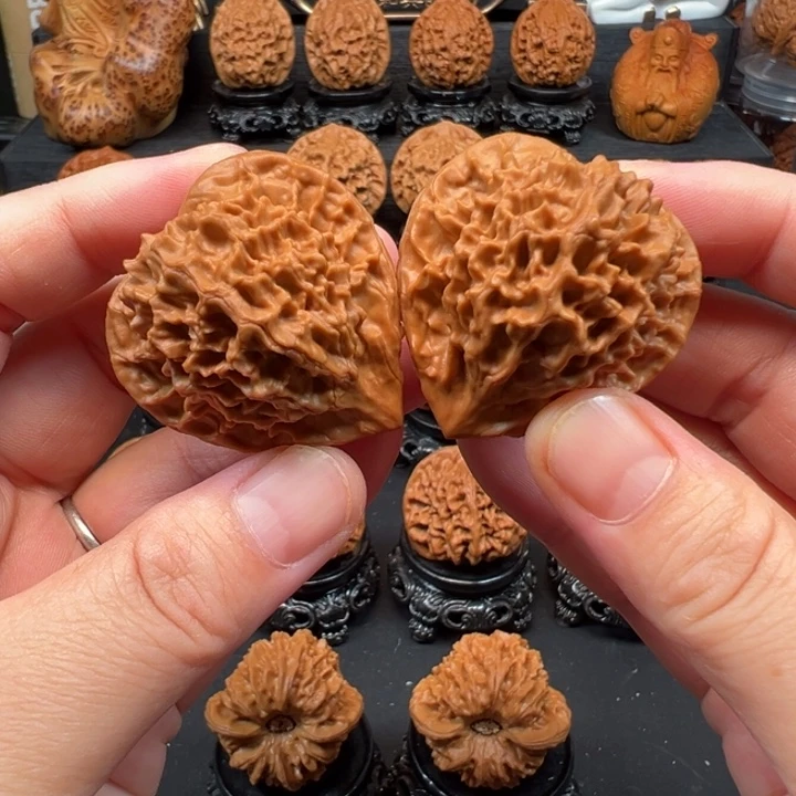 文玩核桃吊坠39珊瑚塔