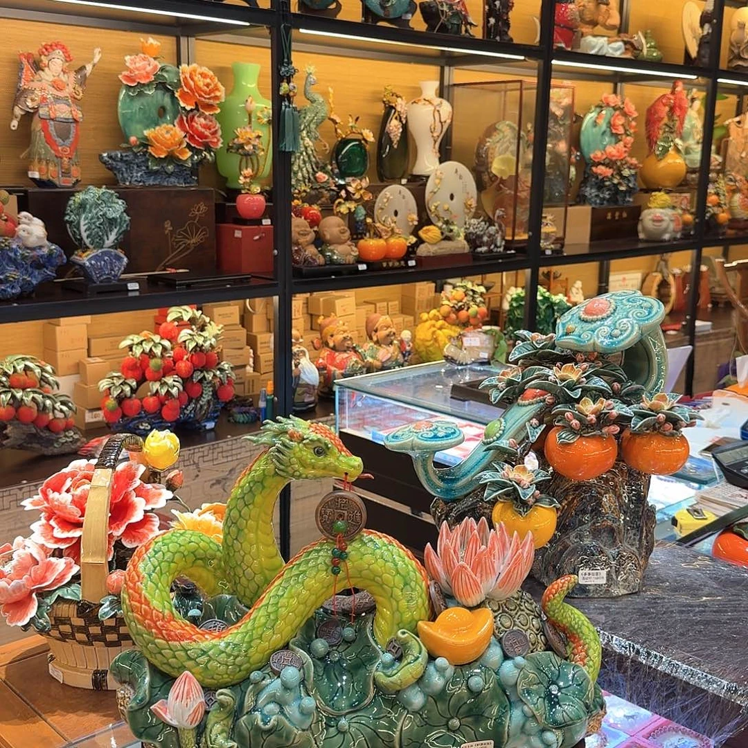 陶瓷绝版限量蛇来运转46厘米长