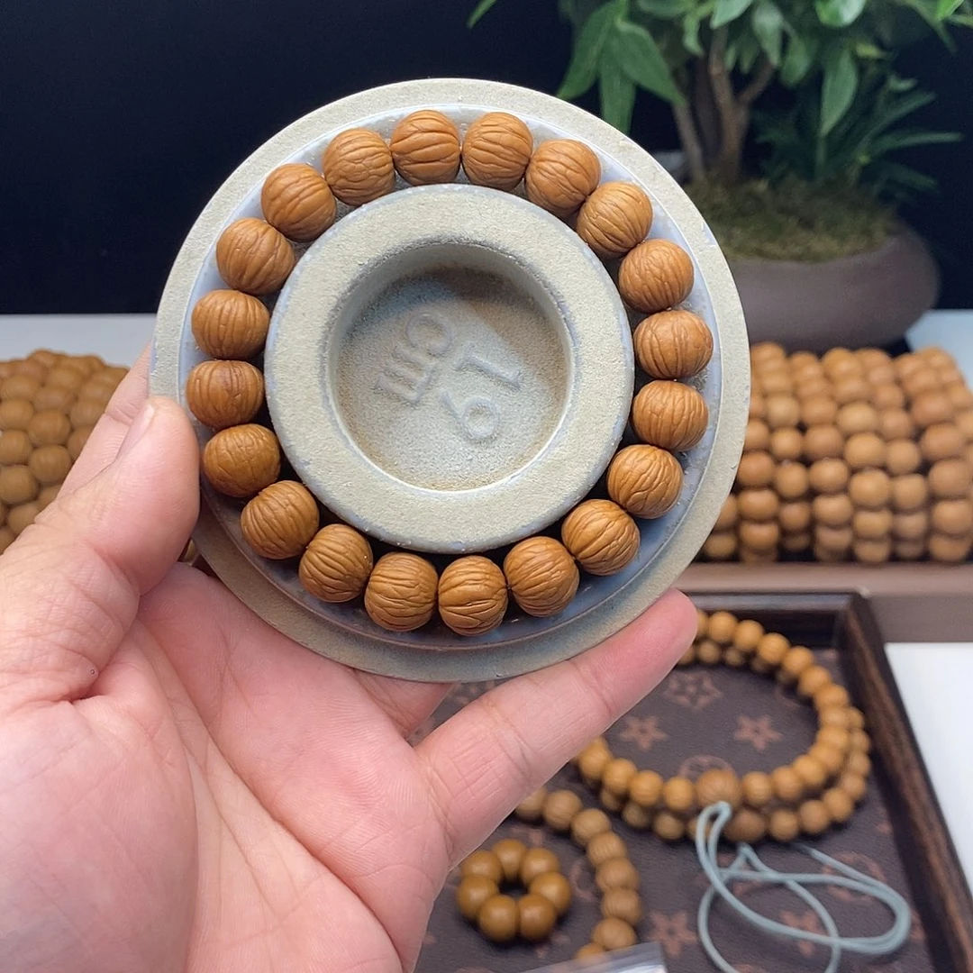 岁***安猴头核桃吊坠土豪体验款手串2222