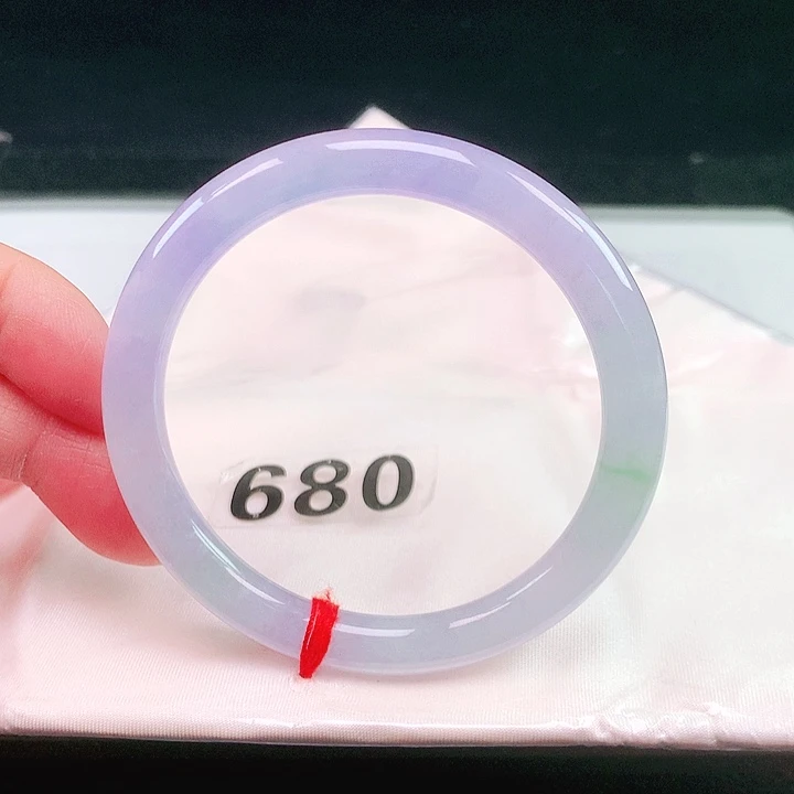 翡翠未镶嵌手镯（圆镯）680